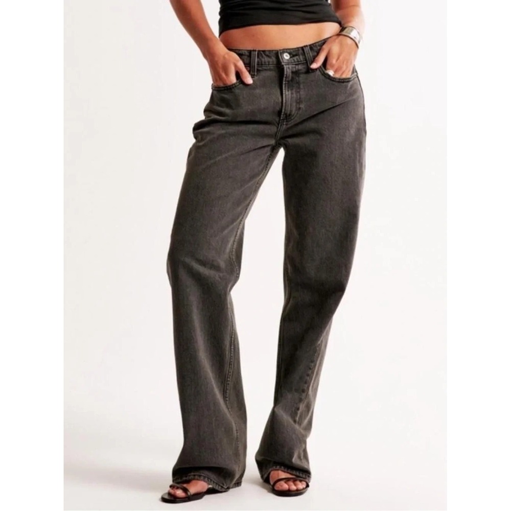 Abercrombie & Fitch The Ultra Loose Low Rise Black Wash Jeans In Size 25 Short